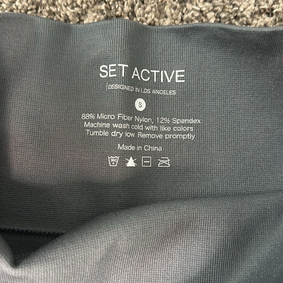 SET Active Leggings - Picture 3 of 4